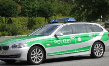 Bivša nemačka policajka optužena za silovanje četrnaestogodišnjakinje