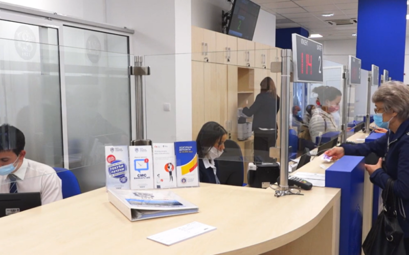 Danas isplata 6.000 dinara za 4,9 miliona građana: Oglasila se Poštanska štedionica