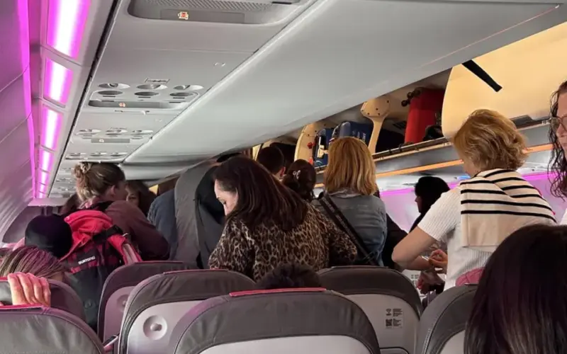 Devojčica (15) seksualno uznemirena na letu za Zagreb: Tajnom porukom tražila pomoć od posade