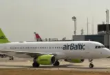 Dugovi pritisli „Air Baltic“: Avio-kompanija traži spas pred sudom