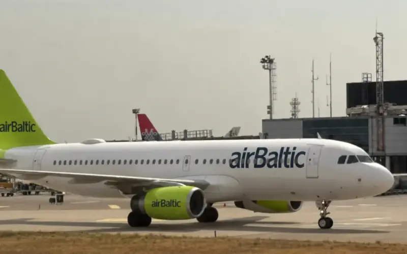 Dugovi pritisli „Air Baltic“: Avio-kompanija traži spas pred sudom