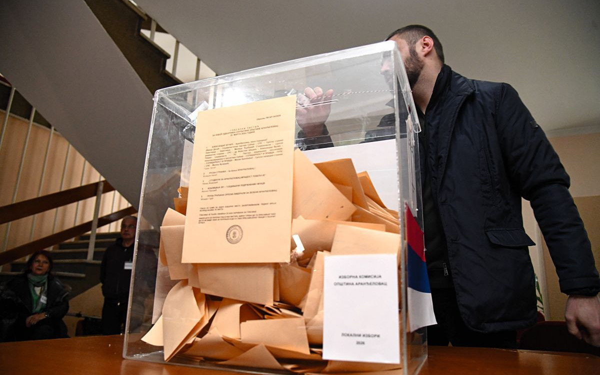 RIK proglasio još dve izborne liste za vanredne parlamentarne izbore