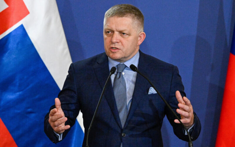 Fico upozorio na vanredne izbore: Slovačka već u januaru na biralištima?