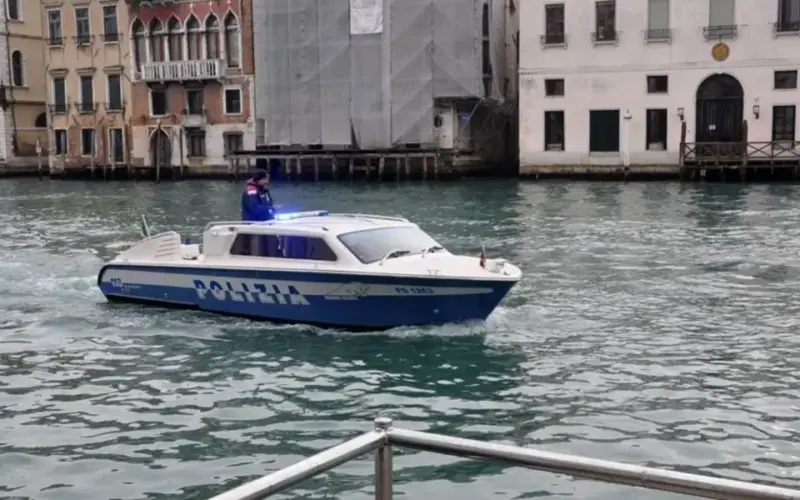 Incident u venecijanskoj laguni: U sudaru čamaca jedna osoba poginula, za drugom se traga