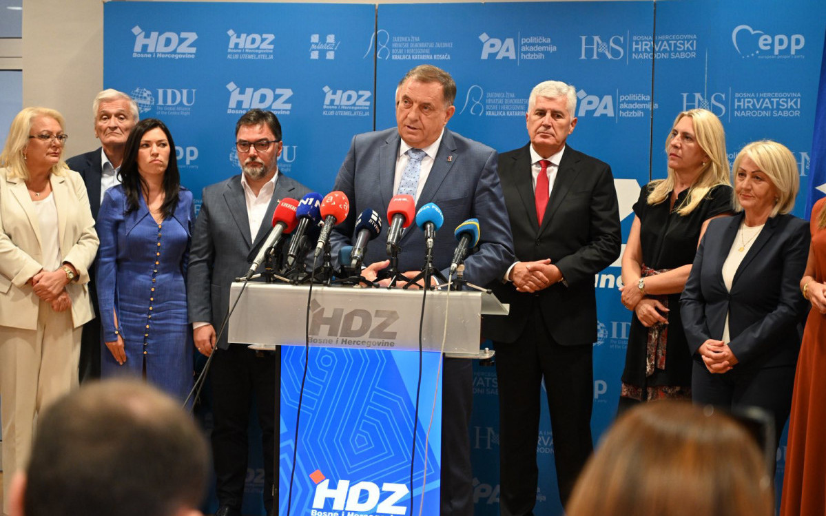 Dodik: BiH da se vrati na Ustav i proglasi ništavnim sve odluke visokih predstavnika