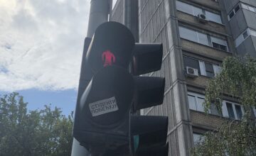 Jasmina Dragutinović: Tviter – Fejsbuk ratnici i digitalni autošovinizam