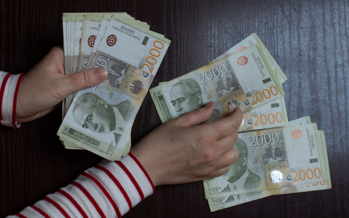 Od sutra kreće novi talas isplata 6.000 dinara: Evo ko ima pravo na novac