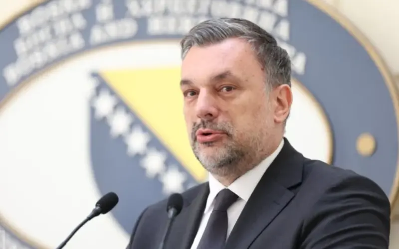 Konaković najavio povlačenje osoblja Ambasade BiH iz Srbije