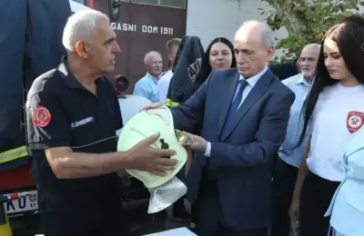 Kruščić odao priznanje herojima Deliblata: 80 miliona za seoske vatrogasce