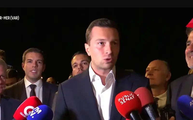 Le Pen slavi veliki uspeh: Nacionalno okupljanje stiglo do 14 senatora
