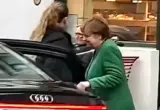 Merkel pod kritikama zbog odlaska u pekaru uz limuzine i obezbeđenje