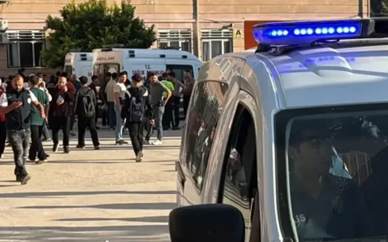 Napadač otvorio vatru ispred škole u Turskoj: Osmoro povređenih