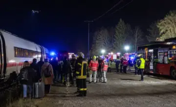 Nemačka: Vrata brzog voza otvorila se pri brzini od 200 kilometara na sat – Evakuisano 238 putnika
