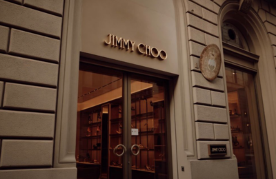 Od male radionice do svetske modne imperije: Kako je Jimmy Choo osvojio svet
