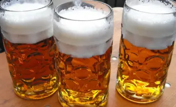 Paprene cene na švajcarskom Oktoberfestu: Krigla piva 19 evra