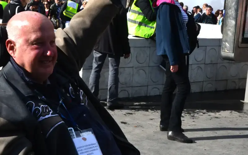 Pariz udara na penzionere: Olakšica pada, deo penzija se zamrzava