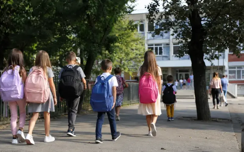 Počela nova školska godina: Đake dočekali EXPO pokloni i velike promene