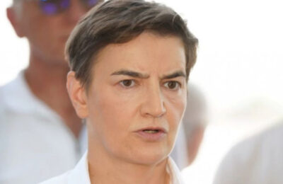 Poruka „ne dolazi, nisi dobrodošao“ izazvala reakciju: Brnabić upozorila na širenje mržnje