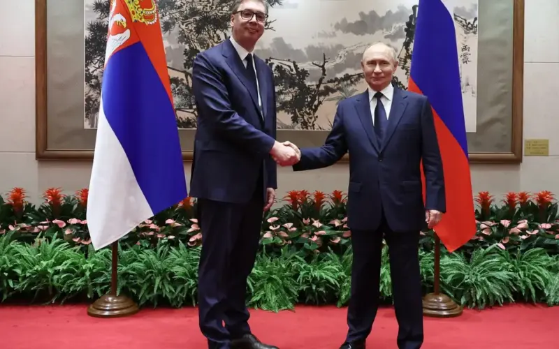 Predsednik Vučić i Putin razgovarali o gasu i NIS-u