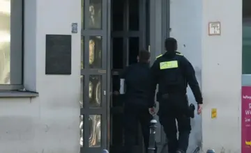 Pretio Jevrejinu ispred sinagoge, pa zatražio politička prava u Berlinu