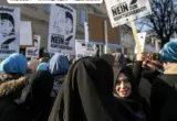 Protesti u Beču: Muslimanske učenice odbile da skinu marame