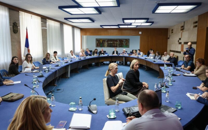 Srbija menja sistem socijalne zaštite: Građani da znaju gde do pomoći
