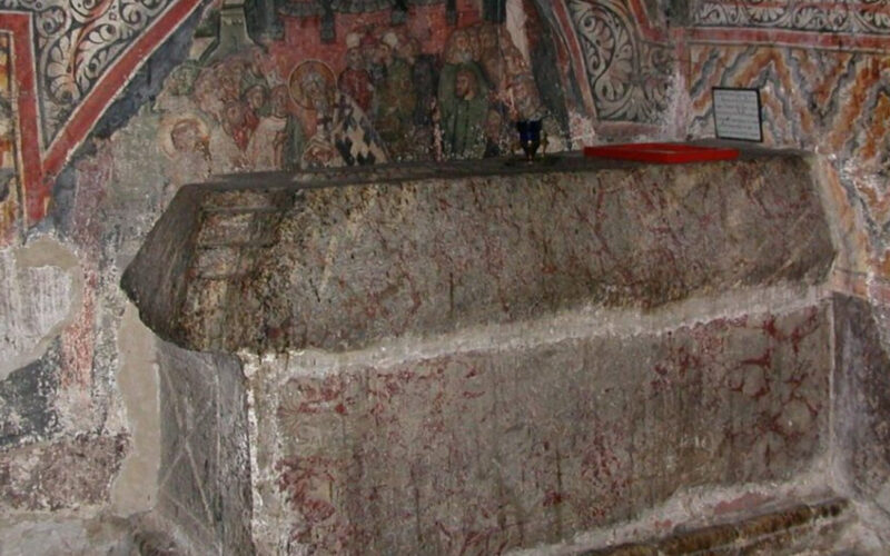 Sveti Joanikije II: Od Dušanovog logoteta do prvog srpskog patrijarha