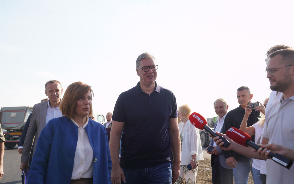 Vučić: Ne verujem da će biti otvoren Klaster 3, pobedićemo ubedljivije nego što misle