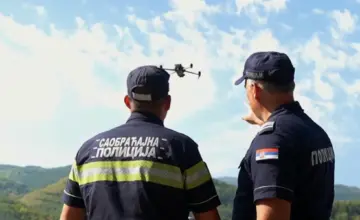 Vozači, oprez: Policijski dronovi uskoro nadziru puteve iz vazduha