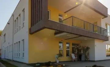 Vrtić „Izvorčić“ spreman za prve mališane: Novi objekat u Mladenovcu prima 140 dece