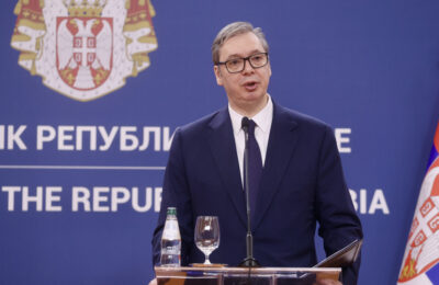 Vučić podneo ostavku: Šta sledi