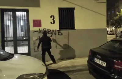 „Napolje turisti“: U Madridu sabotirani ulazi u 153 stana na dan