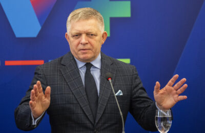 Premijer Slovačke pod virusom, najavio mogući dolazak u Beograd