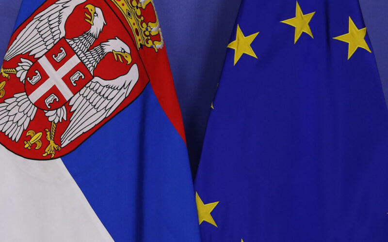 Srbija treba da zamrzne put ka EU dok se traži priznanje Kosova