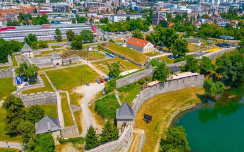 Studenti u Banjaluci i Istočnom Sarajevu poručili: Republika Srpska nije genocidna