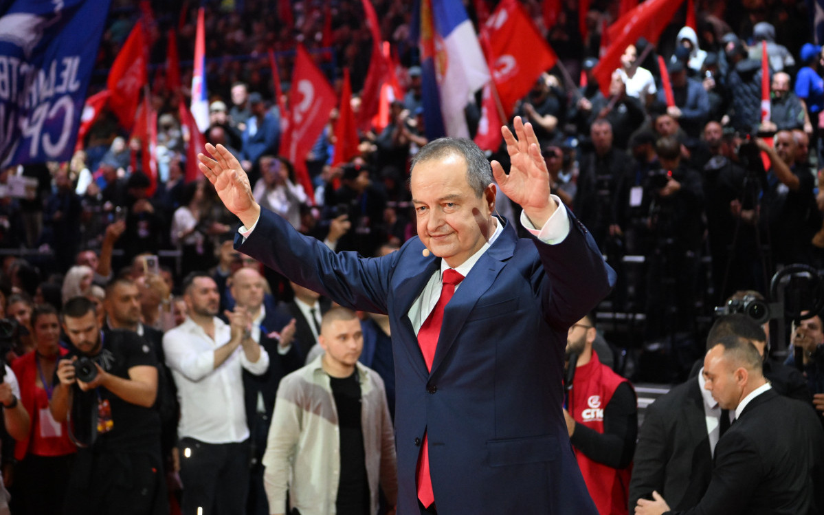 Dačić u Areni: Kosovo nije mit, već neprekidna borba, nastavljamo bitku za povlačenje priznanja