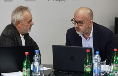REM razmatra prijave protiv šest televizija, Zakon o elektronskim medijima loš