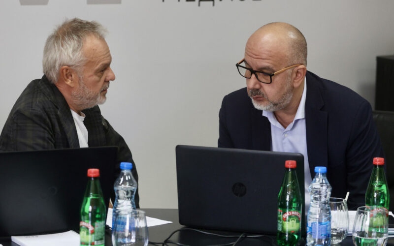 REM razmatra prijave protiv šest televizija, Zakon o elektronskim medijima loš