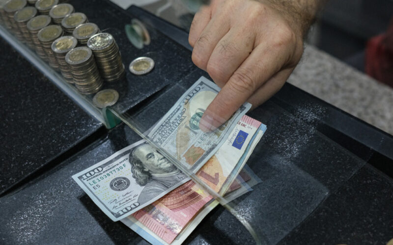 Inflacija u SAD podigla vrednost dolara