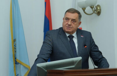 Dodik pozvao Srbe u Americi da podrže Trampa