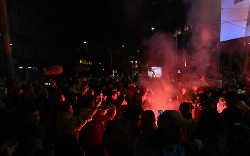 Upali u Informer i pretili novinarima, oglasili se studenti i EU