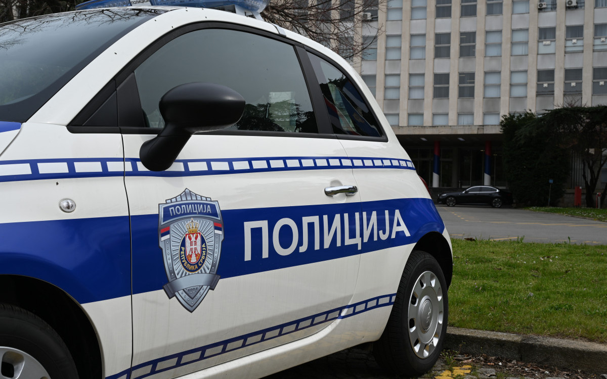 Dobili novac za šest projekata, sumnja se da ih nisu sproveli: Dvoje uhapšenih u Novom Sadu