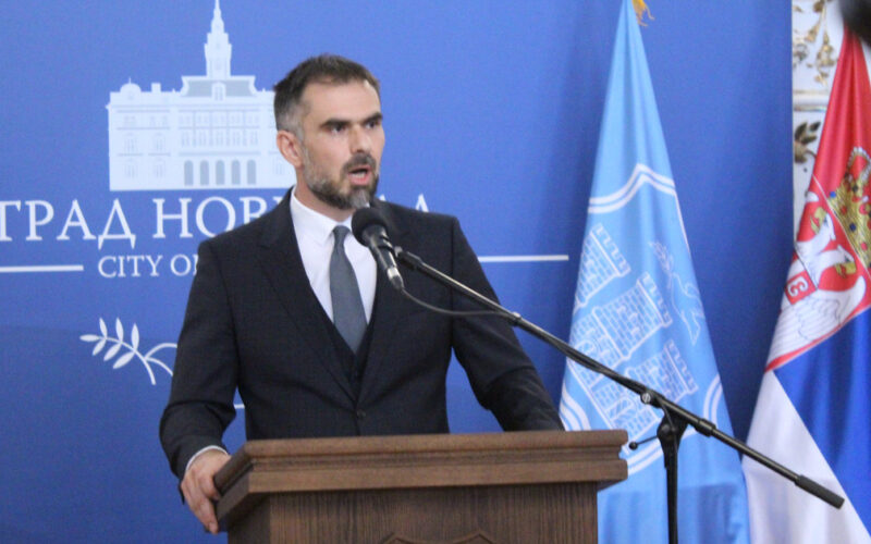 Pokret Bravo traži ostavke gradonačelnika i predsednice Skupštine Novog Sada
