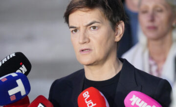 Žele da ućutkaju Aleksandra Vučića