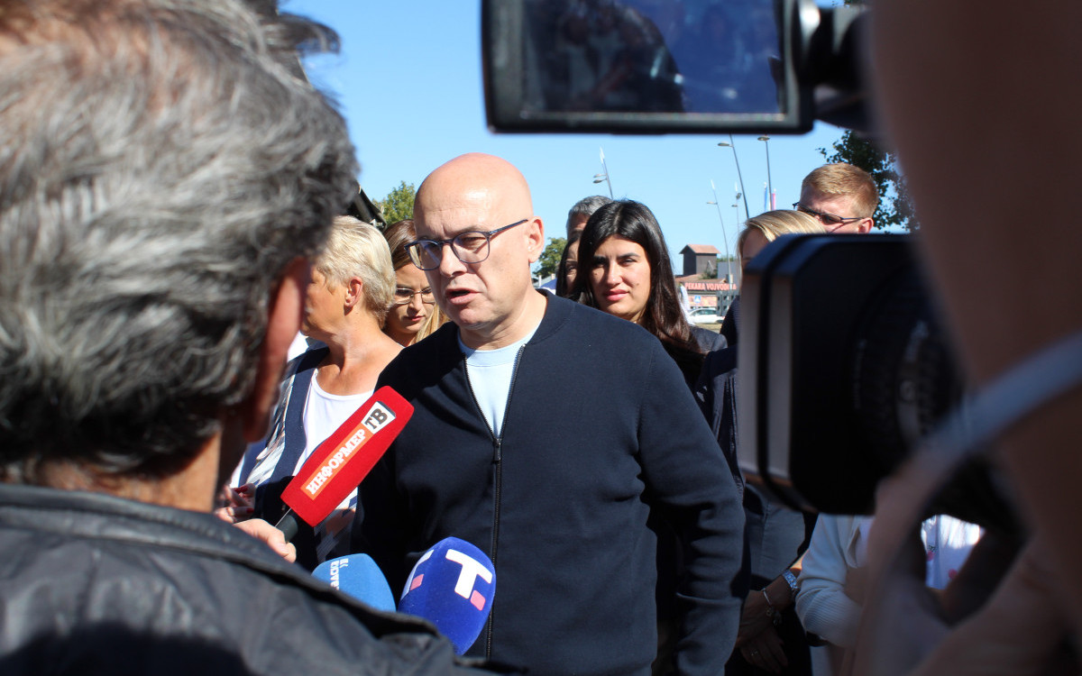 Vučević: Očekujem da skup u Novom Sadu bude naš najveći skup u ovoj kampanji