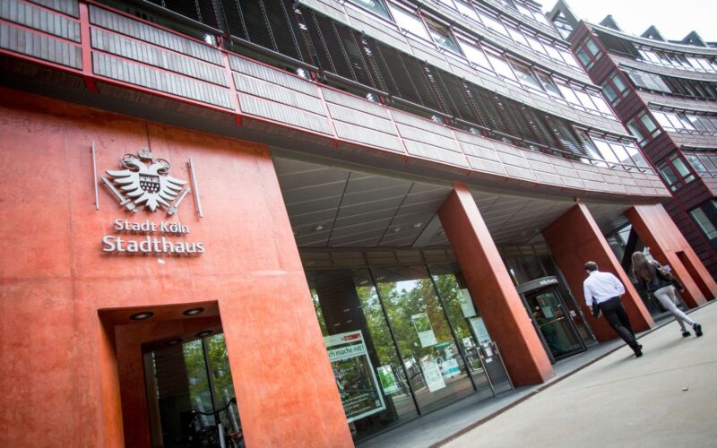 Afera u Kelnu: Službenica prodavala boravišne dozvole