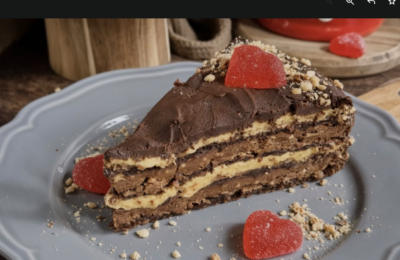 Ambasador torta na starinski način: Recept za raskošnu poslasticu koja se pamti