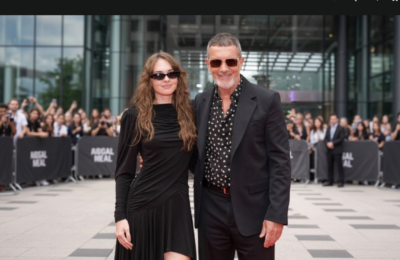 Antonio Banderas i ćerka Stela zajedno na crvenom tepihu: Elegantni, usklađeni i nerazdvojni