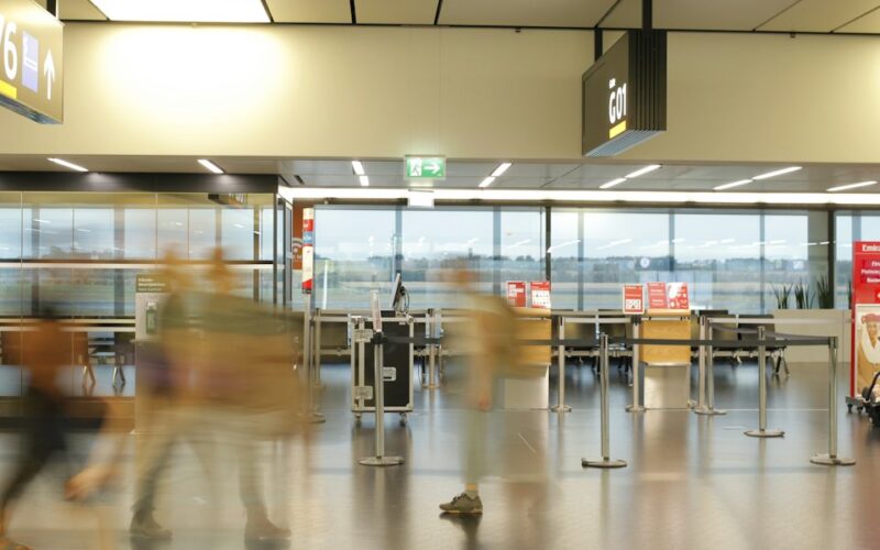 Bolesnoj radnici otkaz na kućnu adresu: Stotine zaposlenih na Aerodromu u Beču strepe