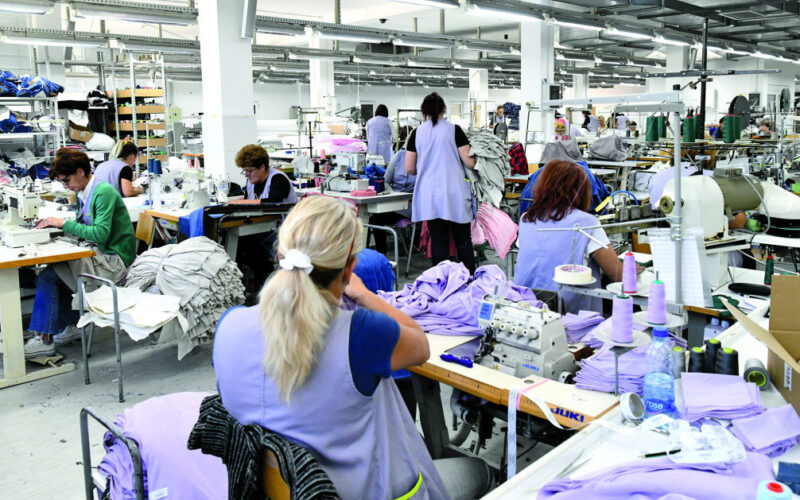 Dve delatnosti drže vrh sa skoro 300.000 dinara